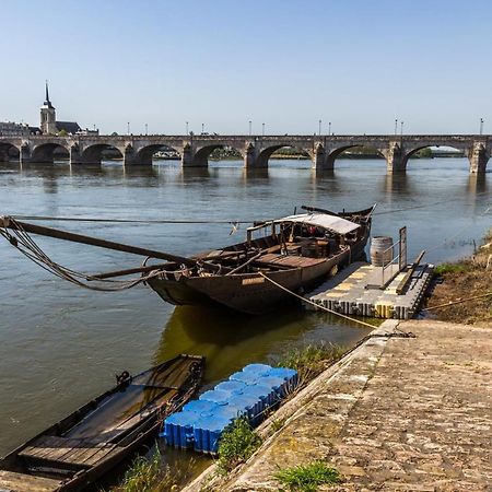 Appartement 1-6 Pers Situe Entre Les Ponts Saumur Eksteriør billede